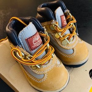 Brand new Timberland toddler shoes 👞